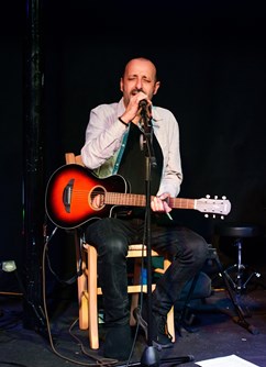 Sandro Curatolo: Sette Miliardi di Parole (IT/CZ)