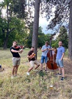 Lužánečtí povaleči // Ponava