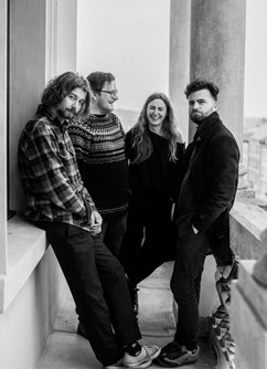 Vodní plocha hraje Navarovou