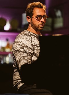 Aaron Parks Little Big (USA)