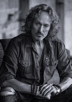 Carl Sentance – Nazareth