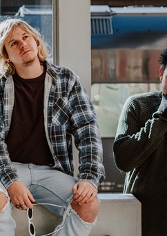 Nirvana Tribute In The Name Of Cobain & Sauria