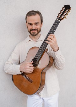 Roman Krejčí | koncert klasické kytary