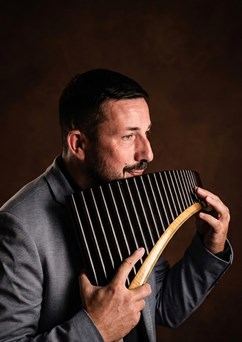 Petr Tomeček - Koncert filmové hudby na Panovu flétnu