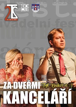 Za dveřmi kanceláří