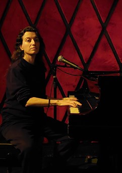 Lucie Vítková: Sea Section