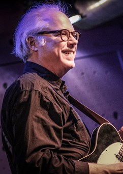 Bill Frisell Trio (USA)