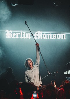 Berlin Manson (Cheap Fashion Tour)
