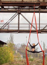 Airy Fairy - akrobatická soutěž Aerial Hoop