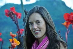 Šárka Soudková v Yoga Lokah s Jin Jógou 16.-17.10.2015