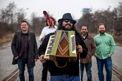 Mário Bihári a Bachtale Apsa,koncert k nové desce Tóny barev