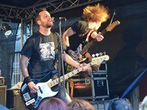 Koncert#1017 (Houba, Peshata, Rabies, Louty a další)