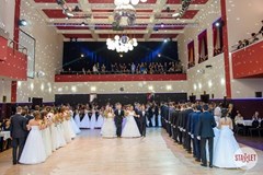 První prodloužená v bílém - TŠ Starlet 