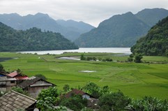Severním Vietnamem nejenom za čajem