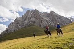 Kyrgyzstán: Trochu jiný mainstream (J. Venglář, Brno)