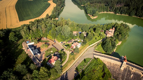 Štěrbova vila na Přehradě Les Království