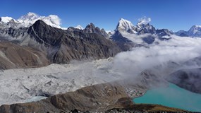 Nepál - od Everestu k nosorožcům (Jindřich Hulin-Mihalec)