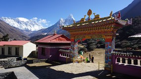 Nepál - od Everestu k nosorožcům (Jindřich Hulín-Mahalec)