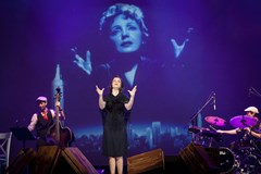 Edith Piaf - The Show