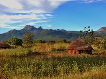 Uhrančivá Uganda - cesta jako žádná ze sta (Lucie Korábková)