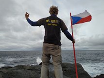 Pěšky za 70. rovnoběžku / Matěj Kratochvíl