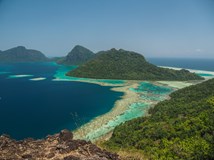 Borneo – od Lovců lebek až po právo Šaría (Marek Kovář)