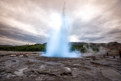 Live Stream: ISLAND s dodávkou (Karel a Jana Wolfovi)