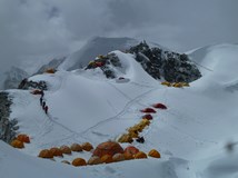 Online: Expedice Cho Oyu - Tibet (8201 m) / Honza Trávníček