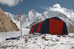 ONLINE: Expedice Gasherbrum I (8086 m) - Honza Tráva