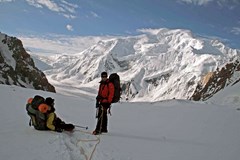 ONLINE: Expedice Gasherbrum I (8086 m) - Honza Tráva