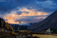 ONLINE: Trek okolo Manaslu (Jan Miklín)