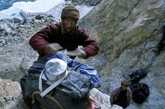 ONLINE: Po zamrzlé řece do nitra Himálaje (Martin Mykiska)