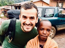 ONLINE: Uganda – po stopách horských goril (David Šrámek)