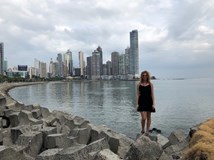 ONLINE: Tři měsíce v Panamě (Anna Mullerová)