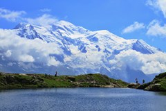 ONLINE: Chamonix a Tour du Mont Blanc (David Hainall)