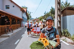 Poutí k branám orientu - Nicolette Hvlová