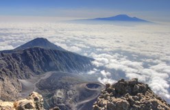 Vrcholy Afriky - Mount Meru, Kilimanjaro