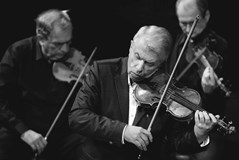 Vánoční koncert Jaroslav Svěcený a VIRTUOSI PRAGENSES