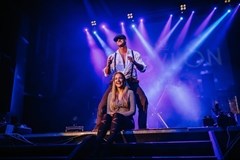 Exkluzivní show MEN4QUEEN v Royal Theatre