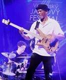 STEVE CLARKE TRIO