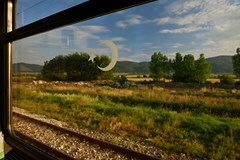 17 600 km vlakem s miminem za polární kruh