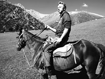 Divoký Kyrgyzstán a Kazachstán / Tom Potštejnský