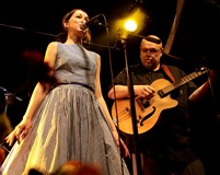 Půljablkoň - Němec & Puttnerová v kostele svatých Janů