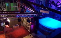 Sneakers Party