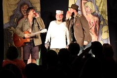 Perverzní kabaret - Vánoce 23