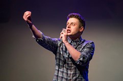 Slam poetry exhibice Brno + křest Tukanovy sbírky