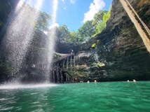 Měsíc na Yucatánu