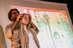 Atatürkiáda: mezi mešitou a diskotékou