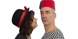 Majda a Petr: Hurá na duchy aneb Zachraňme divadlo