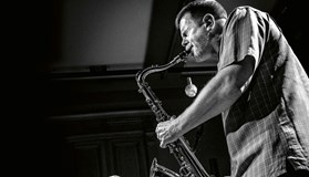 DEK > Didi Kern / Elisabeth Harnik / Ken Vandermark (A/US)